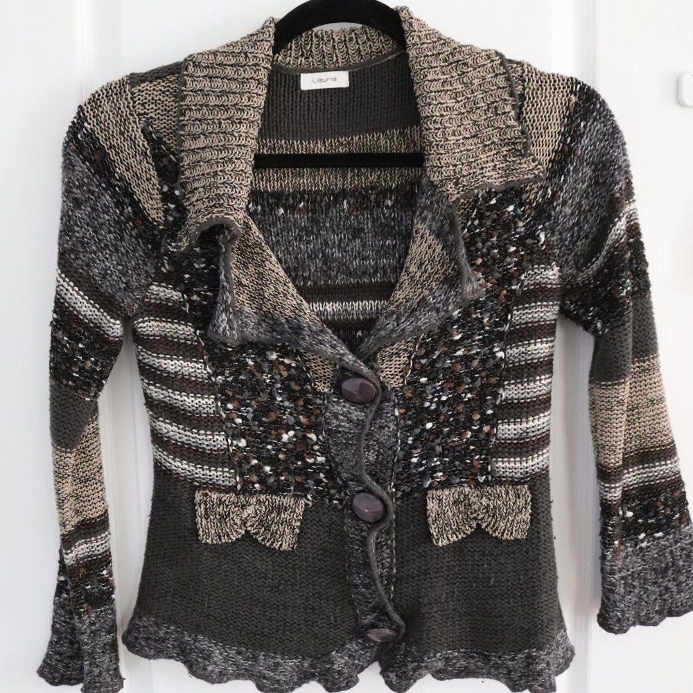 Laura Cardigan - Picture 2 of 7
